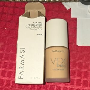 Farmasi VFX Pro Foundation - W09